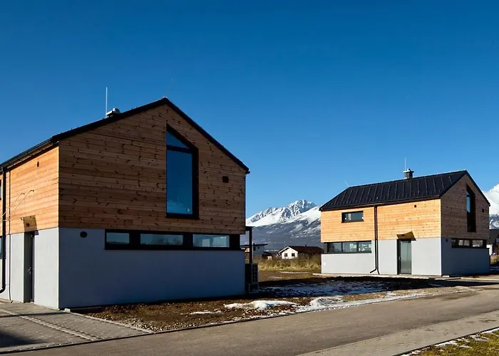 Views, 펜션 벨카 롬니차